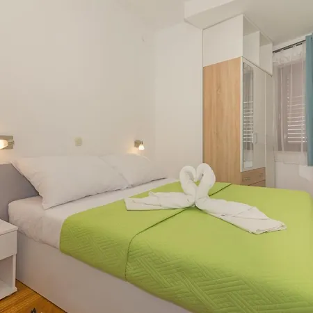 Neptun Apartment
