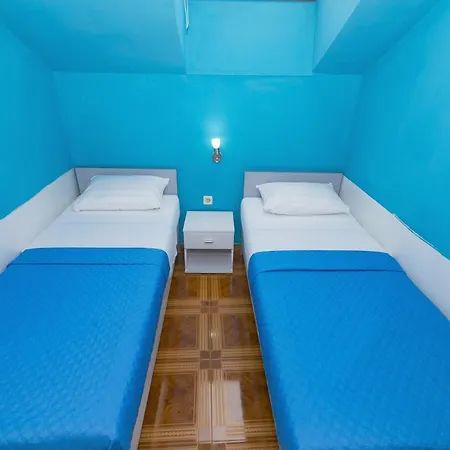 Neptun Apartment Pirovac