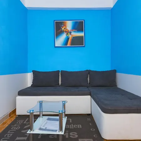 Apartment Neptun Pirovac